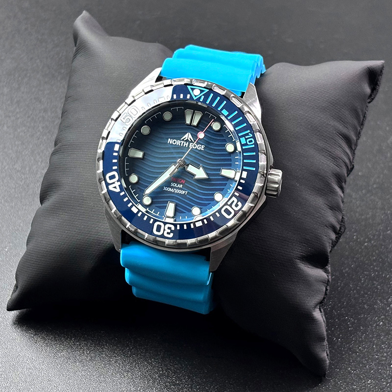 NORTH EDGE 2026 New TRITON Sol - Solar Powered Watch ulasan dan harga