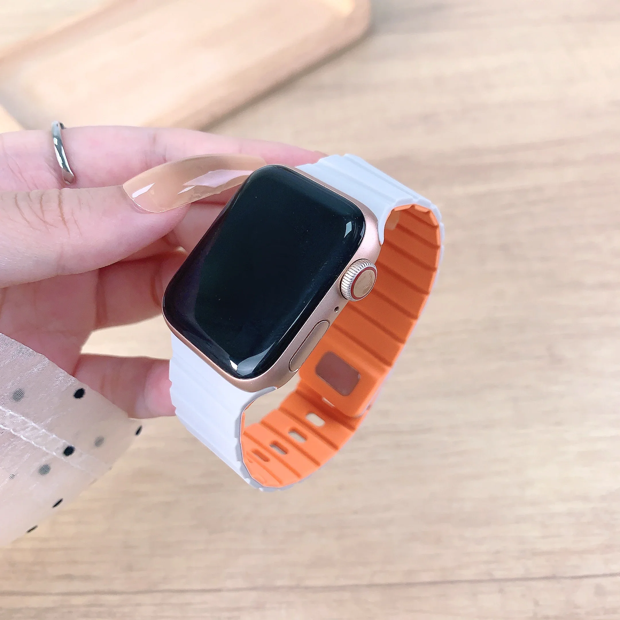 Magnetic Silicone Strap for Ap - Smartwatch Apple Watches For Women ulasan dan harga
